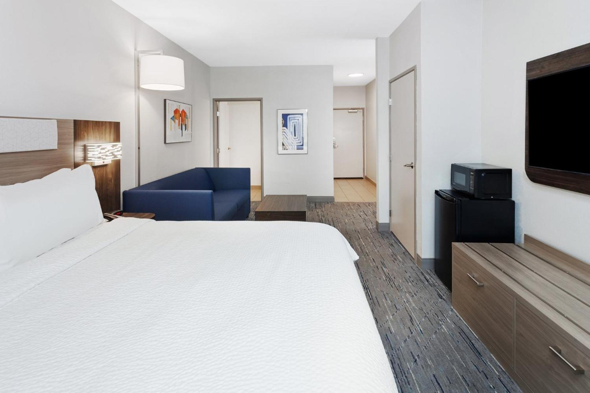 Holiday Inn Express & Suites Carmel North - Westfield By Ihg Екстер'єр фото